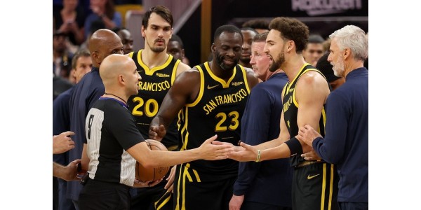 Scena tučnjave izbija tijekom utakmice Golden State Warriorsa protiv Minnesota Timberwolvesa